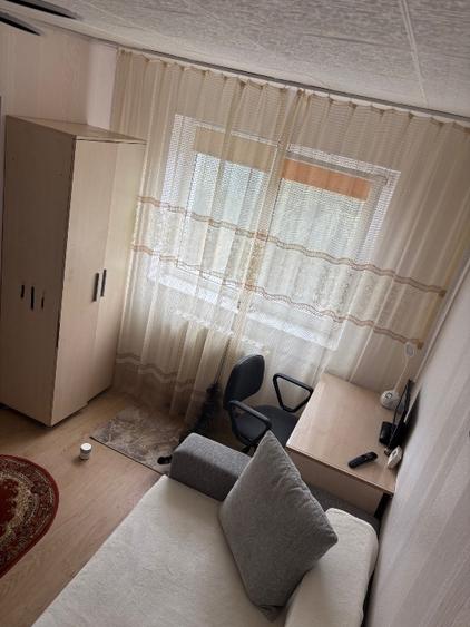 Apartament cu 2 camere decomandat, mobilat în Tomis Nord