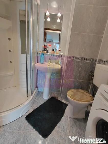 Apartament cu 4 camere decomandat în Dristor