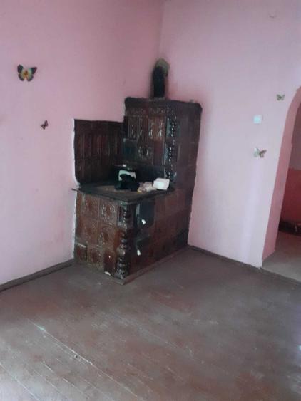 Casă cu 3 camere în Ciucea