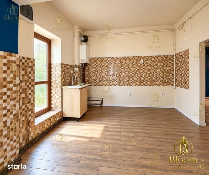 Casă cu 4 camere cu Teren 430 Mp în Central