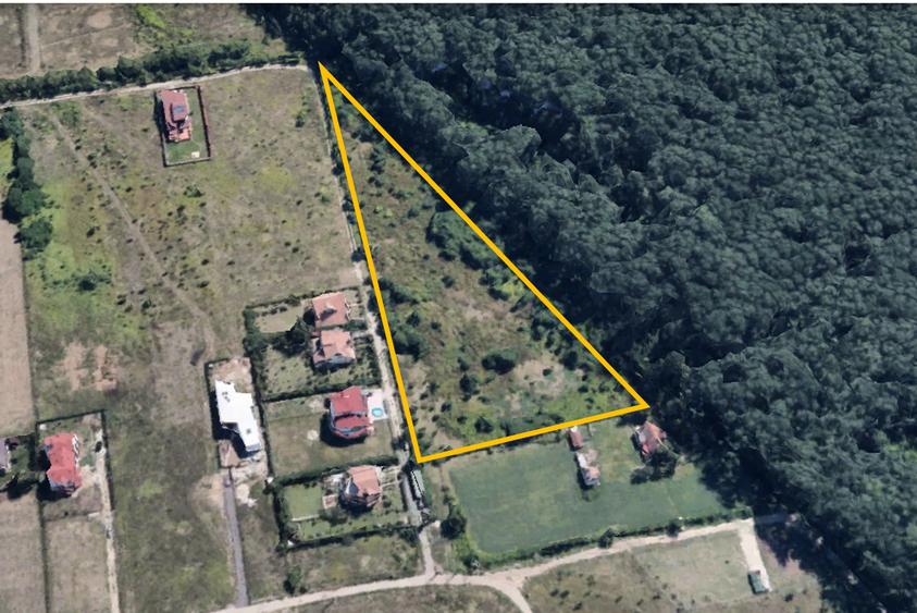 Teren Construcții intravilan de 12600 mp, în Nord