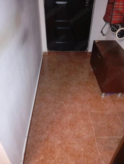 Garsonieră semidecomandată în Titan