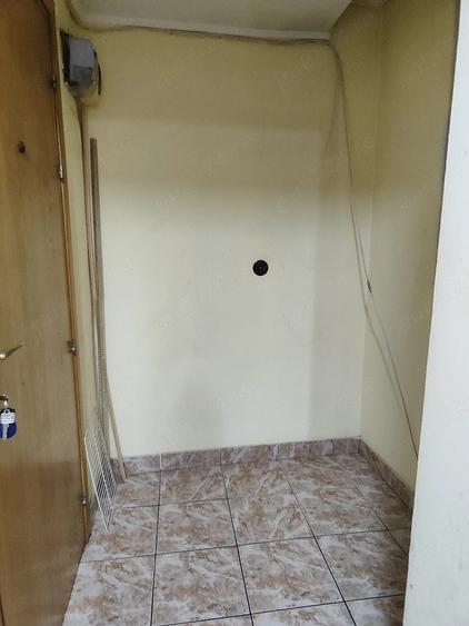 Apartament cu 2 camere semidecomandat în Pantelimon