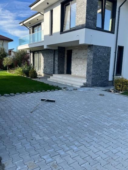 Casă individuală cu 5 camere cu Teren 510 Mp în Corbeanca