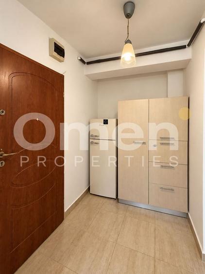 Apartament cu 2 camere semidecomandat, mobilat în Central