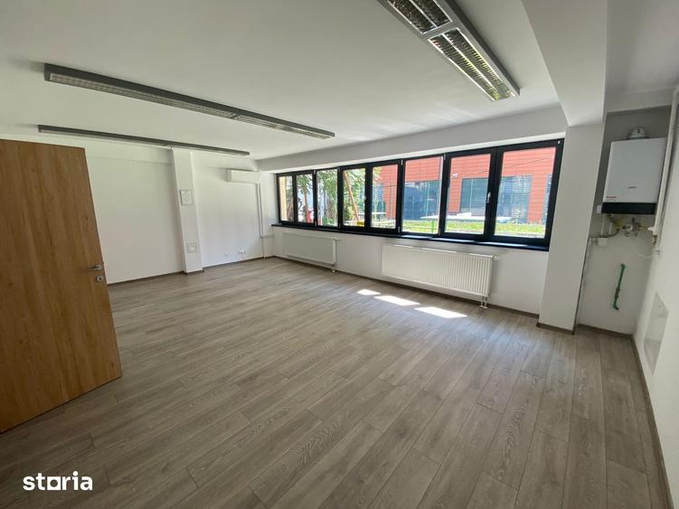 Spațiu comercial, de 63 mp, în Central
