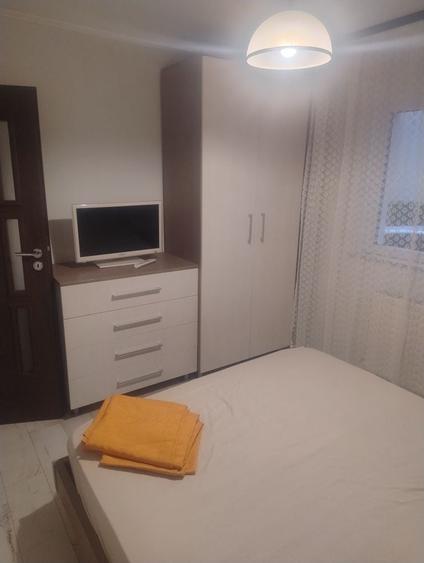 Apartament cu 2 camere semidecomandat în Dosu Bricii