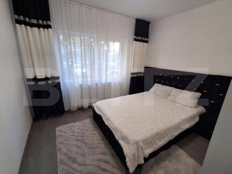 Apartament cu 3 camere decomandat, mobilat în Mircea cel Bătrân