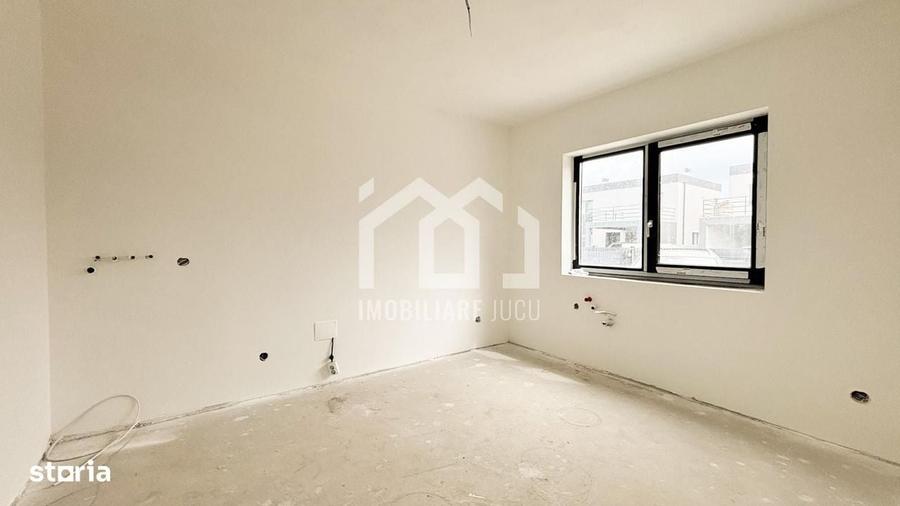 Casă cu 4 camere în Juc-Herghelie