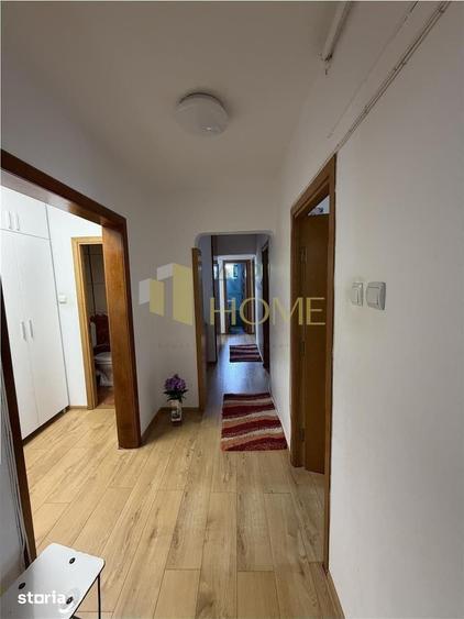 Apartament cu 4 camere decomandat în Republicii