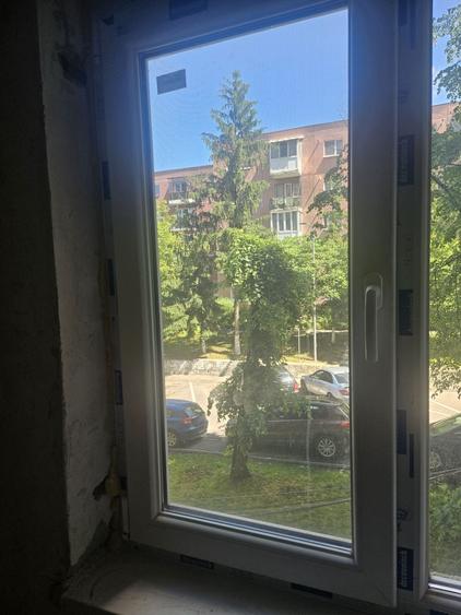 Apartament cu 3 camere decomandat în Simeria
