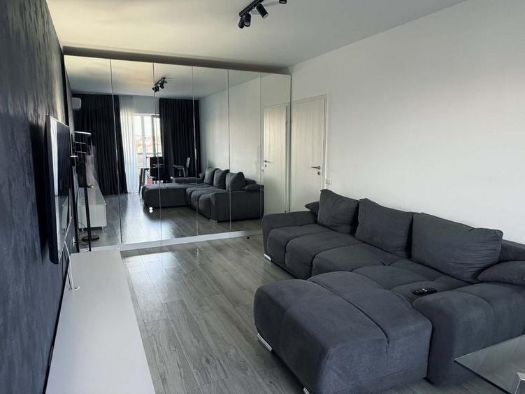 Apartament cu 2 camere decomandat în Dobroești