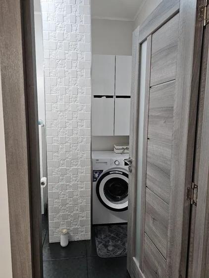 Apartament cu 3 camere decomandat, mobilat în Sânnicoară