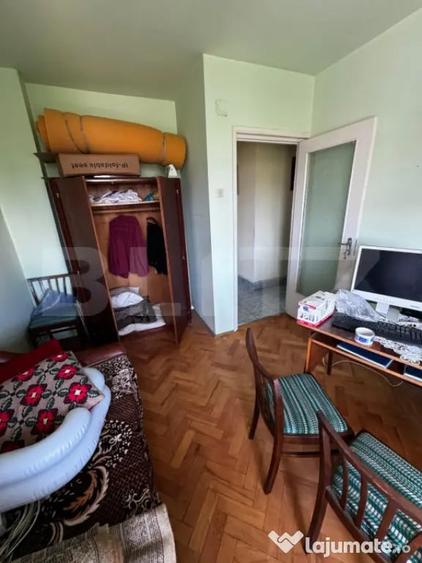 Apartament cu 3 camere decomandat în Central