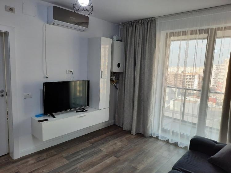 Apartament cu 2 camere nedecomandat, mobilat în Tomis Nord