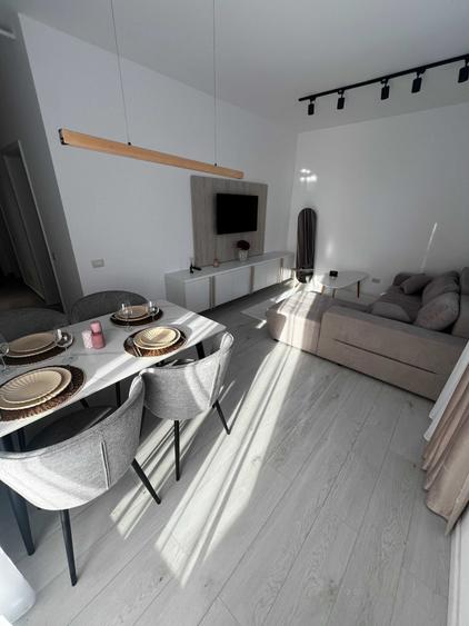 Apartament cu 3 camere decomandat în Nord