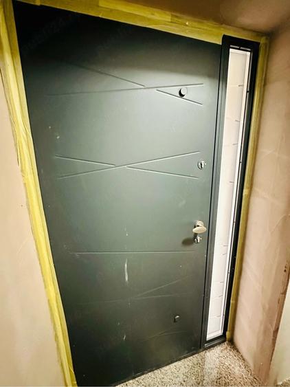 Apartament cu 4 camere semidecomandat în Cișmigiu