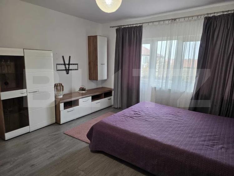 Apartament cu 2 camere decomandat, mobilat în Lunei — fotografia 1