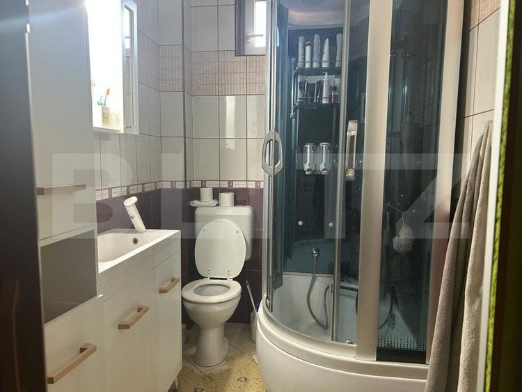 Duplex cu 9 camere cu Garaj în Botizului