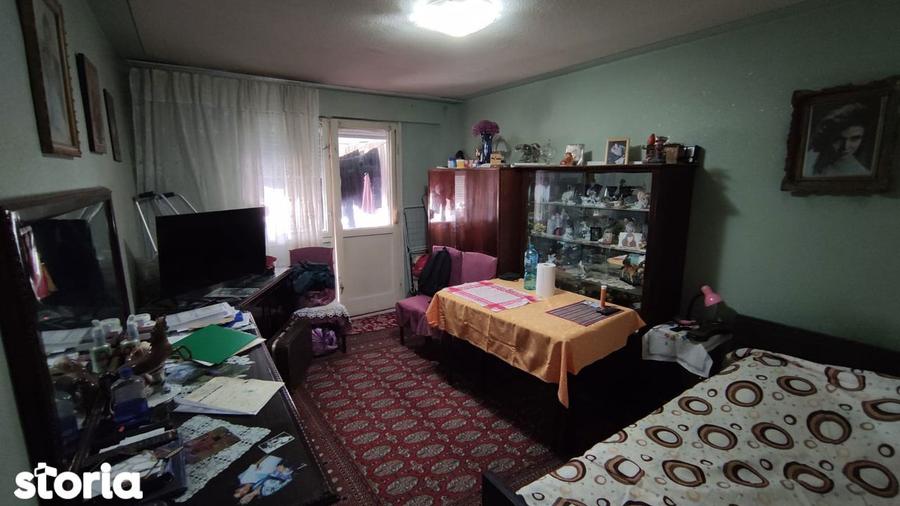 Apartament cu 2 camere decomandat în Sălăjan