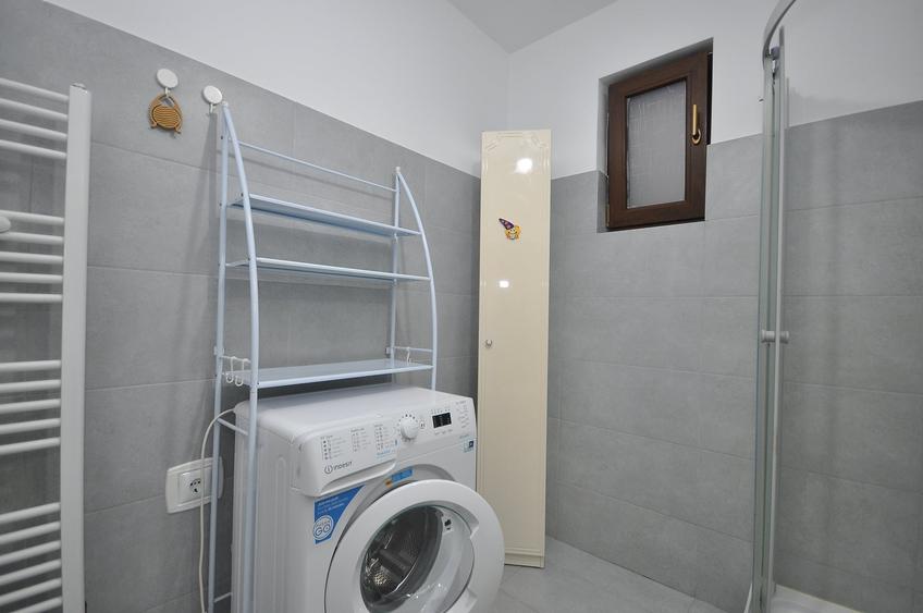 Apartament cu 2 camere semidecomandat în Bucureștii Noi