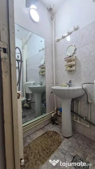 Garsonieră semidecomandată în Central