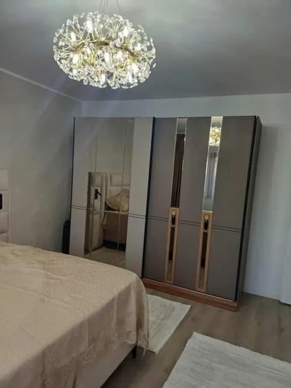 Casă cu 4 camere în Schela