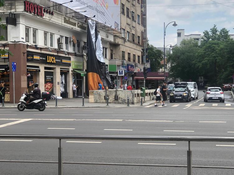 Garsonieră decomandată în Universitate