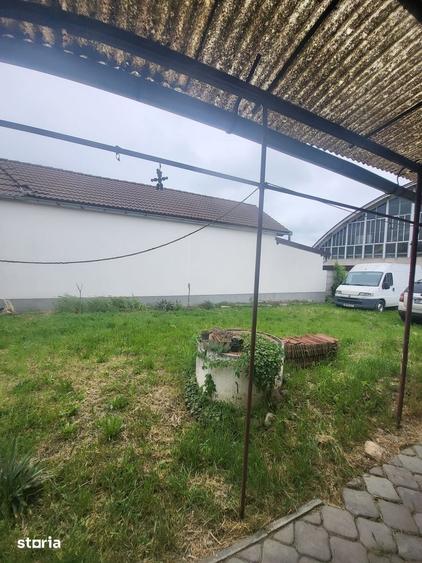 Casă cu 2 camere cu Teren 504 Mp în Central
