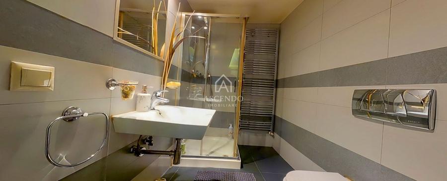 Apartament cu 5 camere decomandat, mobilat în Nord-Vest