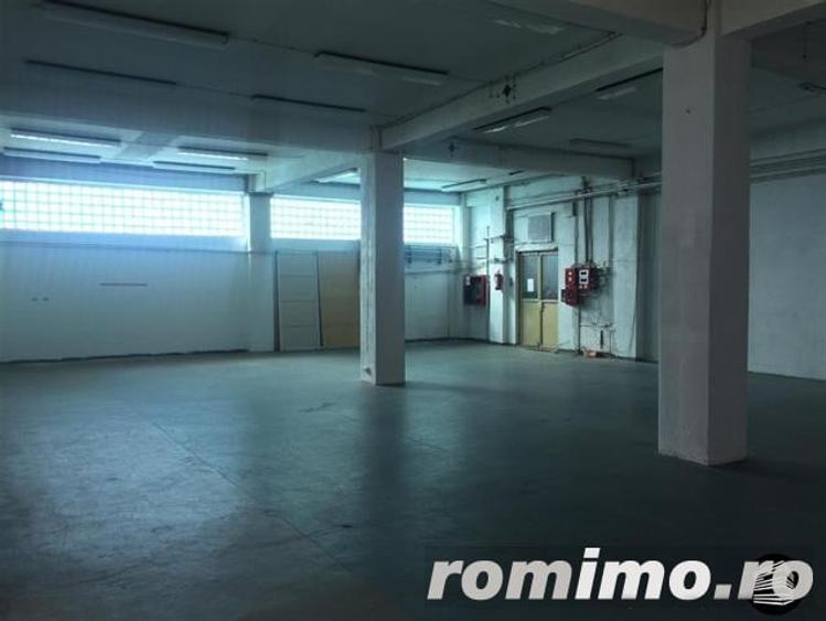Spațiu comercial, de 1,300 mp, în Central