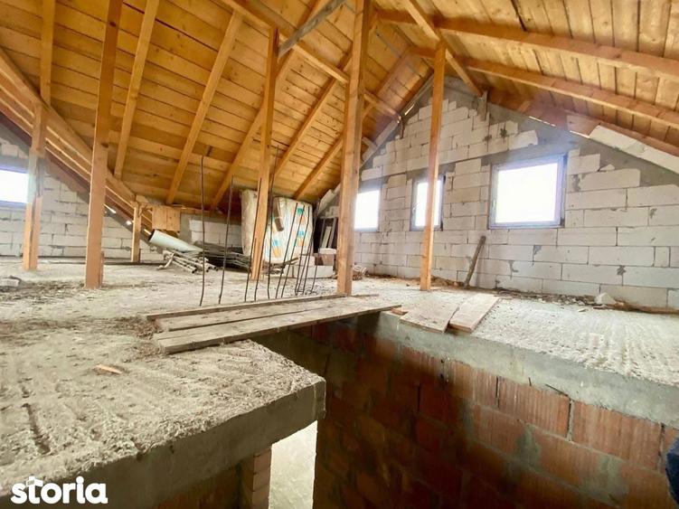 De vanzare Vila la rosu din caramida in aropiere de Roman, 76.000 euro - 9
