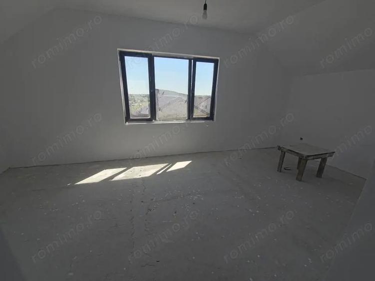Casă cu Teren 210 Mp în Valu lui Traian