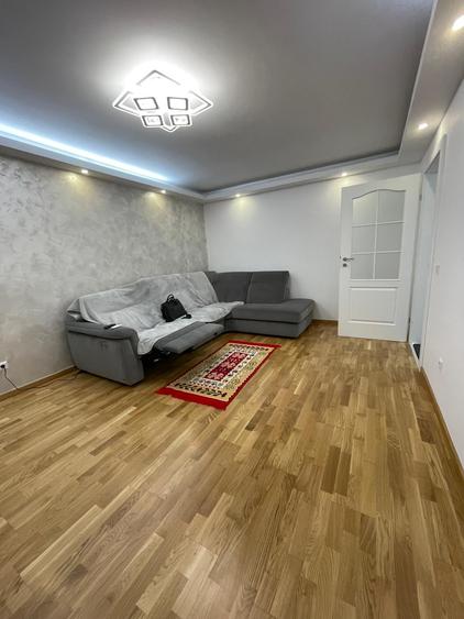 Apartament cu 2 camere decomandat în Târgu Cucu