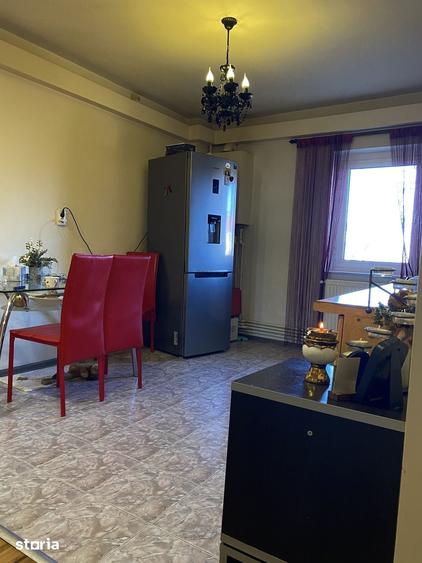 Apartament cu 2 camere decomandat în Exterior Vest