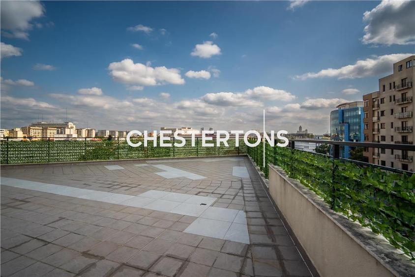 Penthouse cu 4 camere decomandat în Grozăvești