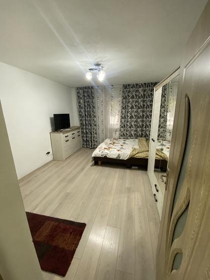 Garsonieră decomandată în Traian