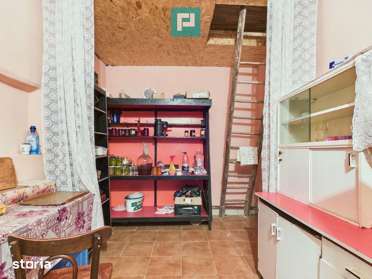 Casă cu 3 camere cu Teren 5000 Mp în Sânmartin