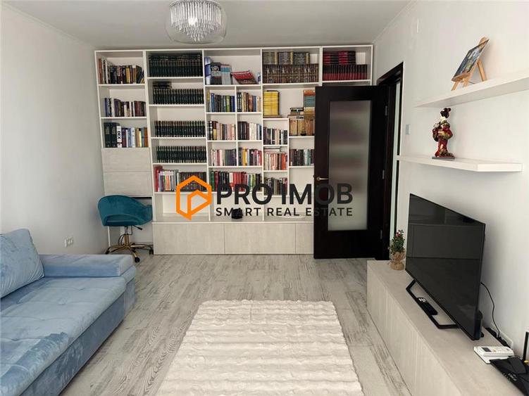 Apartament cu 2 camere decomandat, mobilat în Micro 5