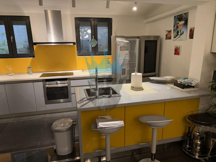 Apartament cu 2 camere semidecomandat, mobilat în P-ța Alba Iulia