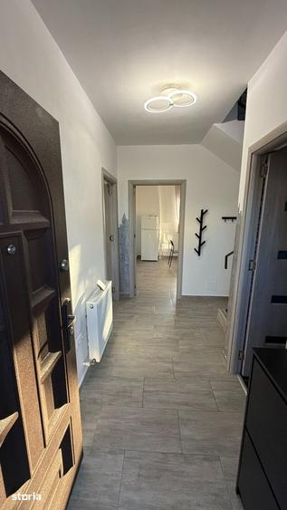 Casă cu 4 camere cu Teren 250 Mp în Central