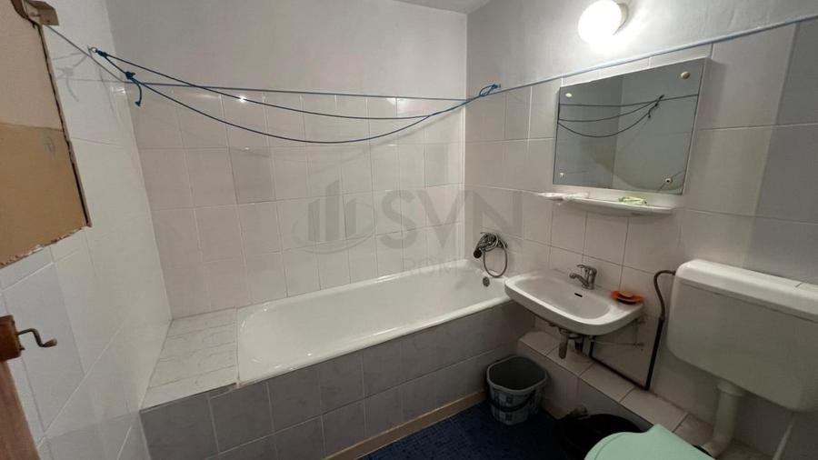 Apartament cu 3 camere decomandat în Vatra Luminoasă