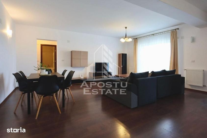 Apartament cu 3 camere semidecomandat în Subcetate