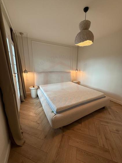 Apartament cu 2 camere semidecomandat, mobilat în Țiglina 3
