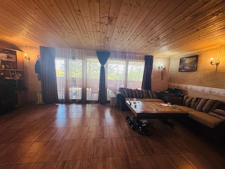 Casă individuală cu 3 camere cu Canalizare în Podgoria