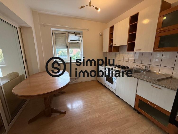 Apartament cu 2 camere decomandat, mobilat în Calea București