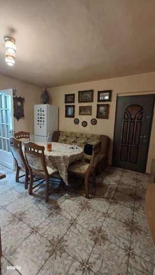 Apartament cu 2 camere decomandat în Zamfirescu
