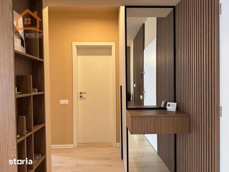 Apartament cu 2 camere decomandat în Tractorul
