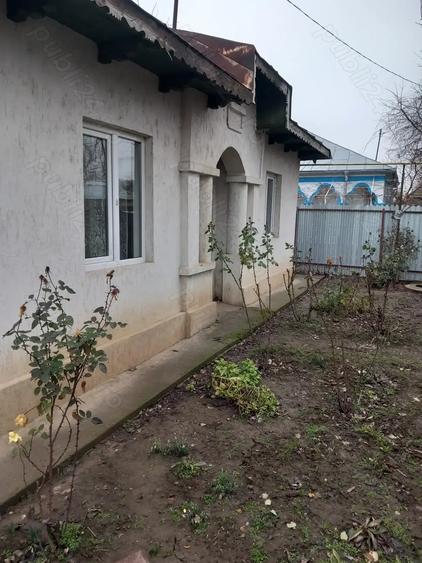 Casă cu 3 camere cu Teren 987 Mp în Tichilești