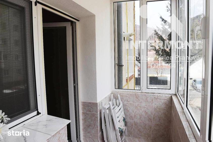 Apartament 3 camere - Etaj 1 - 2 bai - Centrala - Mobilat - 4